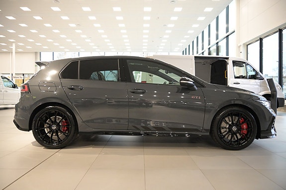 Volkswagen Golf I 6 of 30