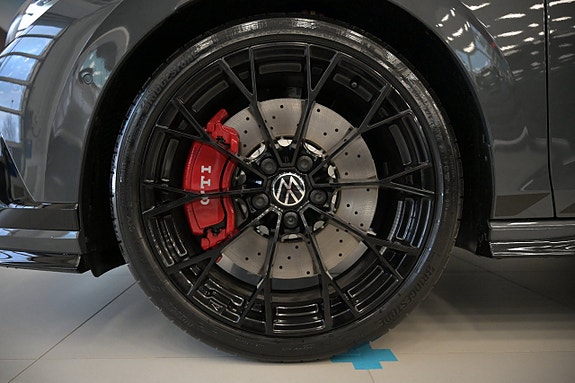Volkswagen Golf I 11 of 30