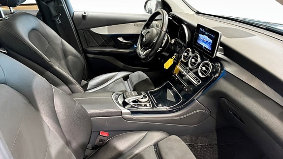 Mercedes-Benz GLC220 d 3 of 5