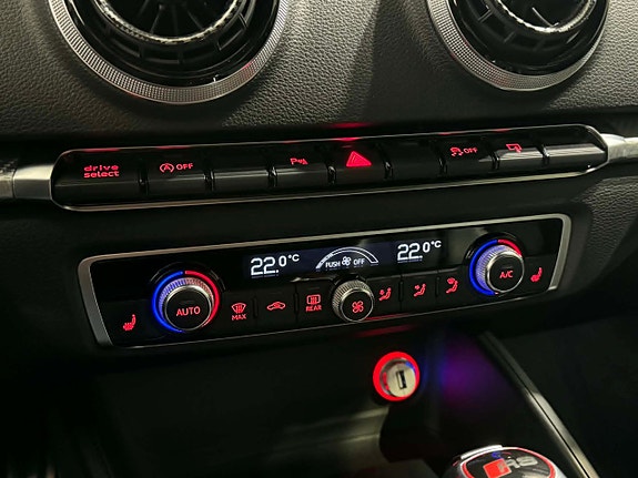 Audi RS3 22 of 23