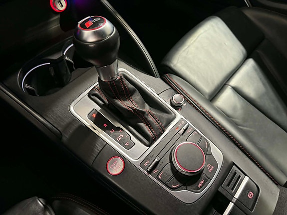 Audi RS3 21 of 23