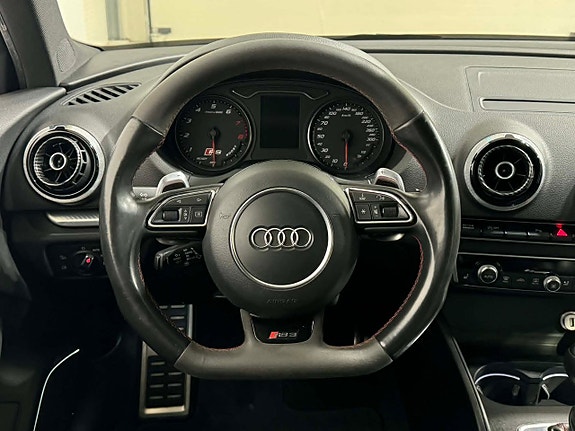 Audi RS3 16 of 23