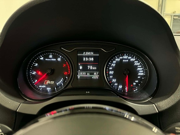 Audi RS3 17 of 23
