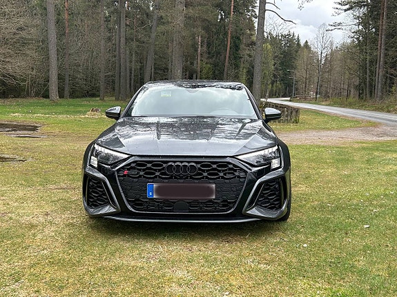 Audi RS3 2 of 5