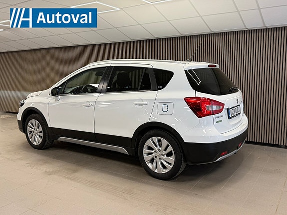 Suzuki S-Cross 3 of 5