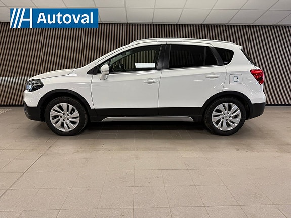 Suzuki S-Cross 2 of 5