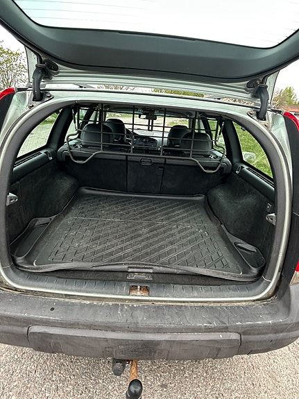 Volvo XC70 4 of 5