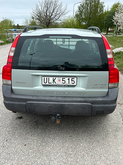 Volvo XC70 3 of 5