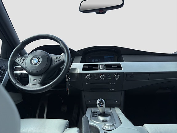 BMW M5 9 of 16