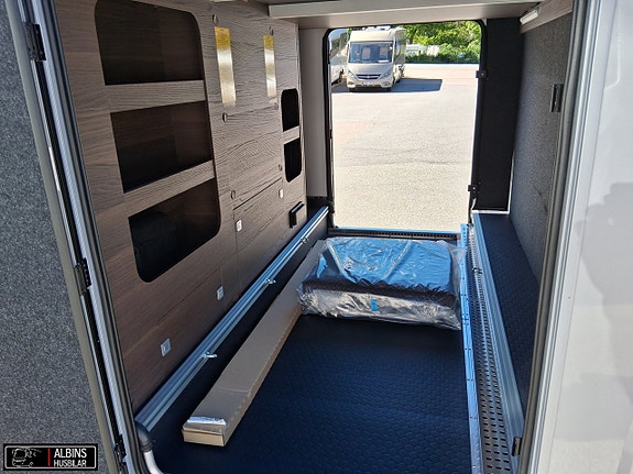 Adria Sonic Supreme 700 SL / Hydrauliska stödben på köpet! 9 of 21