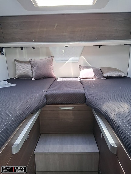Adria Sonic Supreme 700 SL / Hydrauliska stödben på köpet! 21 of 21