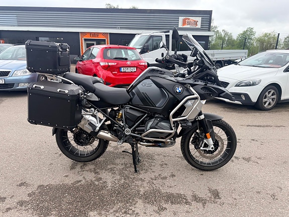 BMW Motorrad R 1250 GS Adventure  Triple Black 6 of 13