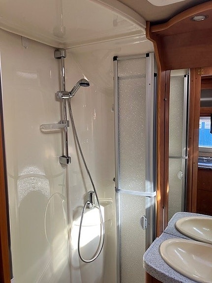 Carthago Fiat Campervan 2,8 JDT Power Manuell 146 Hk 10 of 13