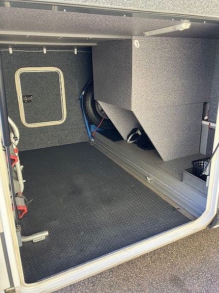 Carthago Fiat Campervan 2,8 JDT Power Manuell 146 Hk 6 of 13