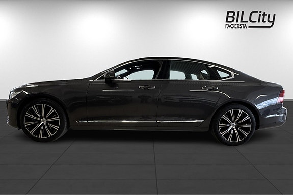 Volvo S90 4 of 5