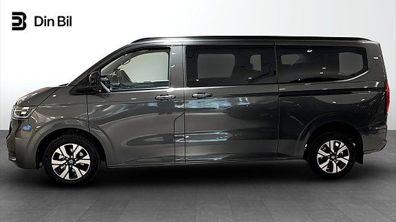 Volkswagen Caravelle 2 of 5