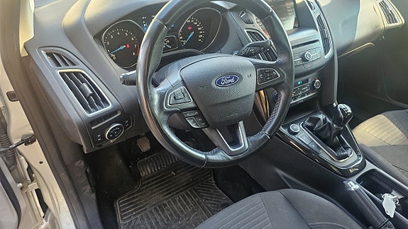 Ford Focus 3 of 5