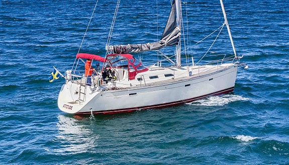 Beneteau Oceanis 393 Clipper 2 of 5