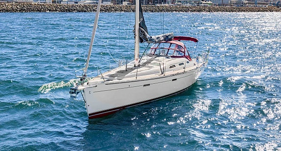 Beneteau Oceanis 393 Clipper 3 of 5