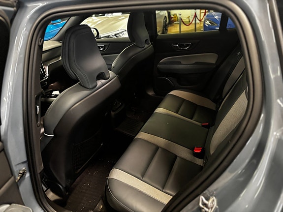 Volvo V60 7 of 7