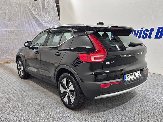 Volvo XC40 5 of 5