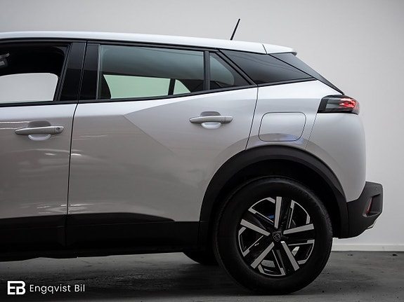 Peugeot 2008 3 of 5