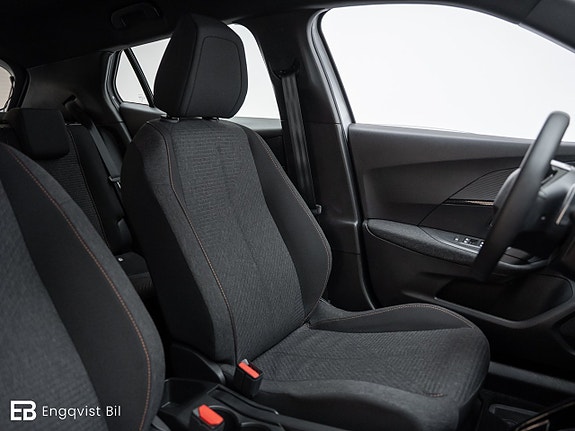 Peugeot 2008 28 of 29