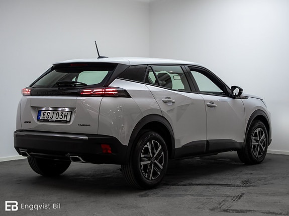 Peugeot 2008 8 of 29