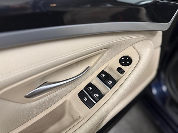 BMW 520d 30 of 30