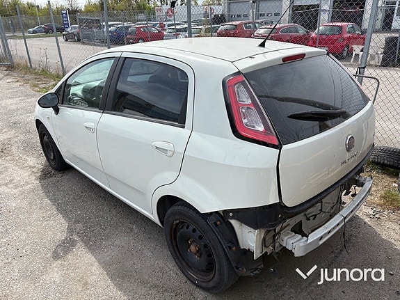 Fiat Punto Evo 4 of 5