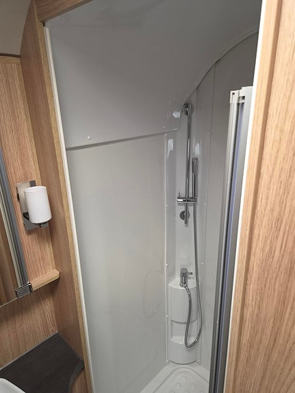 Knaus SKY TI 700 PLATINUM SELECTION -19 12 of 14