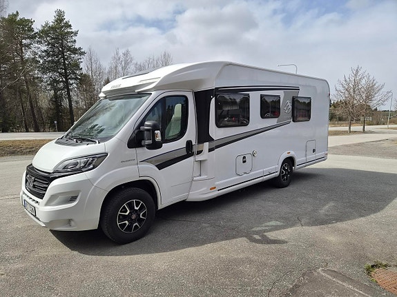 Knaus SKY TI 700 PLATINUM SELECTION -19 3 of 14