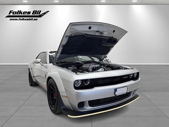 Dodge Challenger 6 of 21