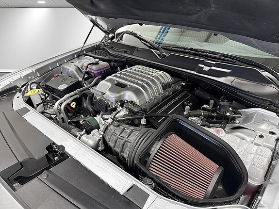 Dodge Challenger 7 of 21