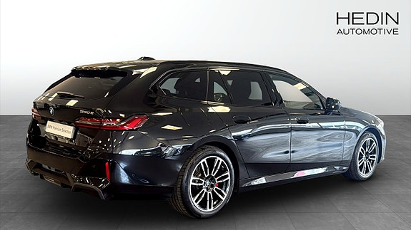 BMW 530e 2 of 5