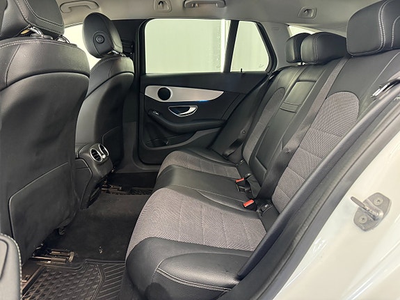 Mercedes-Benz C220 d 9 of 17