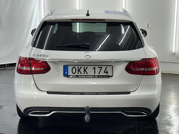 Mercedes-Benz C220 d 4 of 17