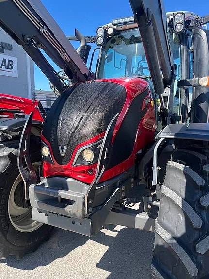 Valtra N 114 ESH-E