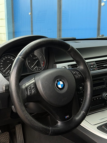 BMW 325d 13 of 21