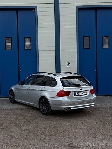 BMW 325d 8 of 21