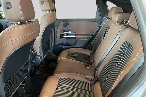 Mercedes-Benz B200 d 9 of 18
