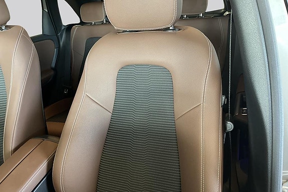 Mercedes-Benz B200 d 17 of 18