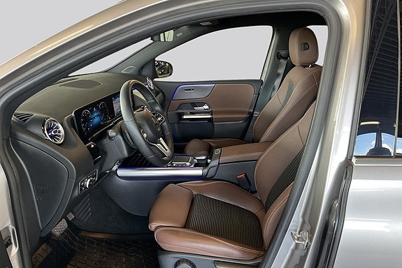 Mercedes-Benz B200 d 8 of 18