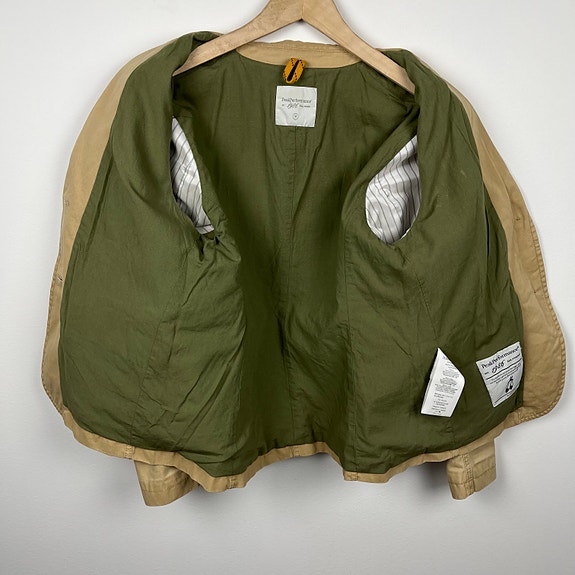 Product image 9 of 18