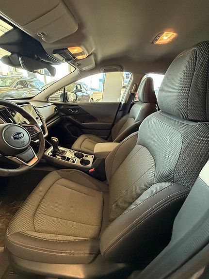 Subaru Crosstrek 5 of 5