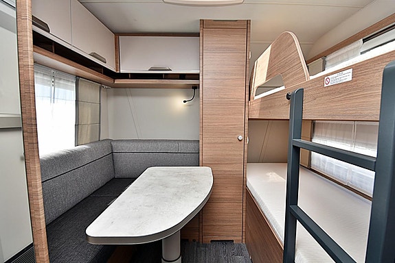 Knaus 650 FDK Sport, Barnkammare 20 of 27