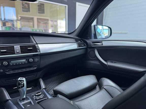 BMW X6 13 of 25