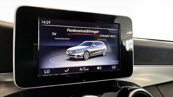Mercedes-Benz C300 12 of 26