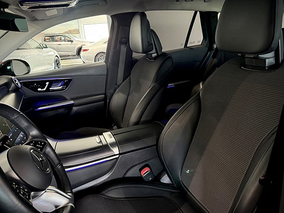 Mercedes-Benz GLC300 de 18 of 21