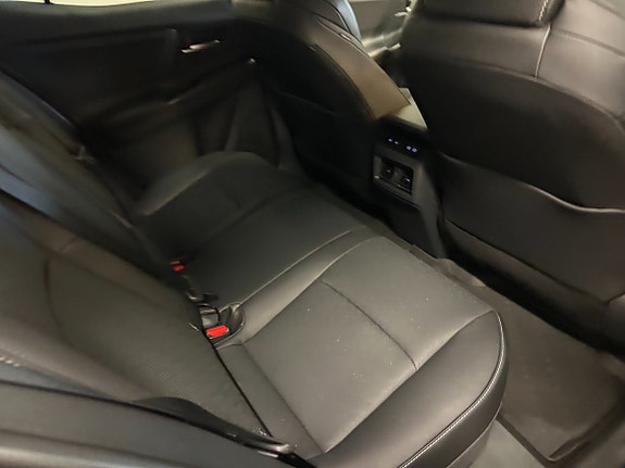 Subaru Uncharted 8 of 9